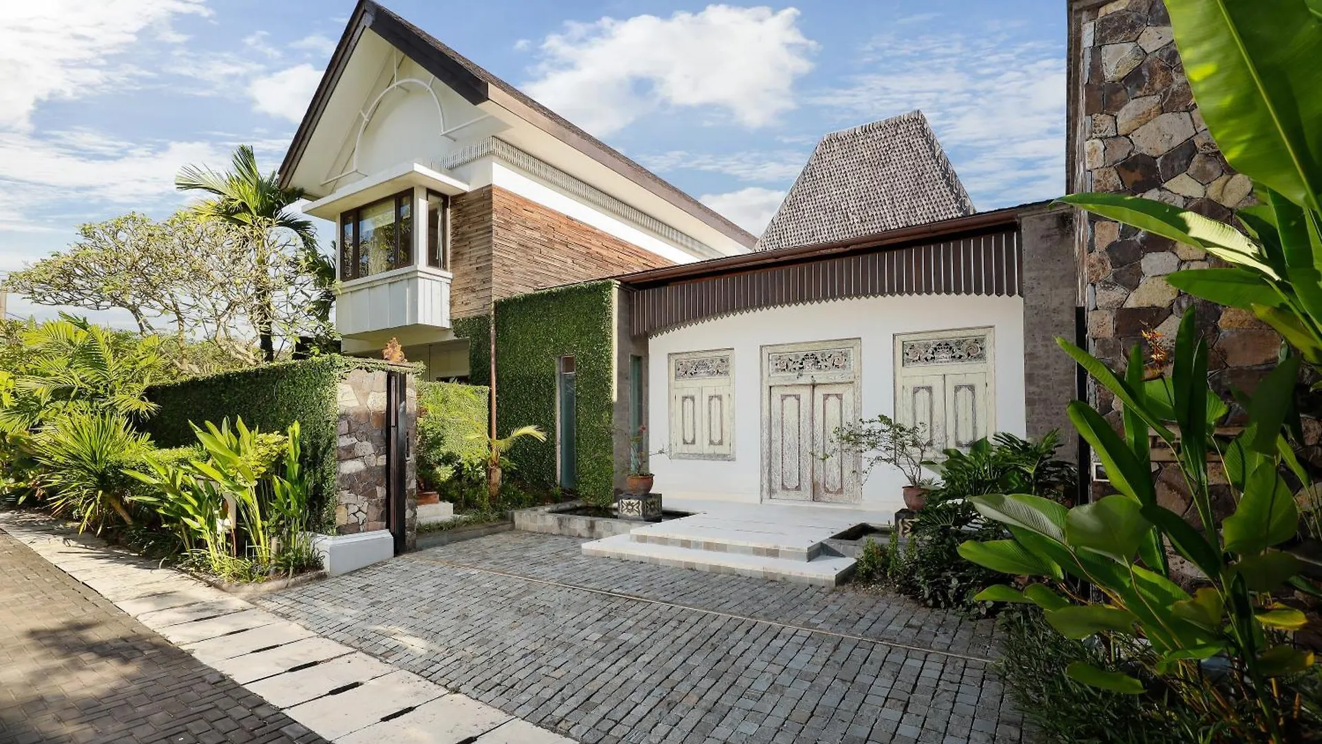 Puri Tibo Tanjung Sanur Villa